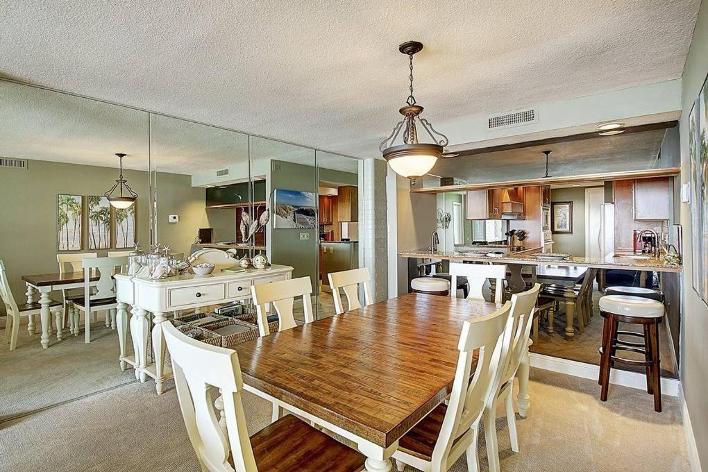 Sunrises And Ocean Views In This 2 Bedroom 2 Bath Порт Арансас Екстериор снимка