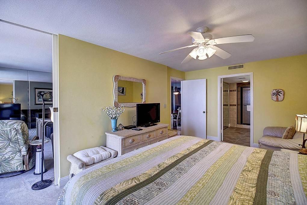 Sunrises And Ocean Views In This 2 Bedroom 2 Bath Порт Арансас Екстериор снимка