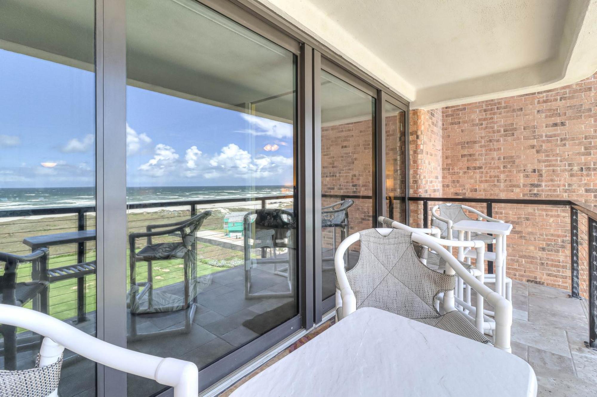 Sunrises And Ocean Views In This 2 Bedroom 2 Bath Порт Арансас Екстериор снимка